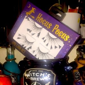 Hocus Pocus 2pk Lash Set Halloween Lashes